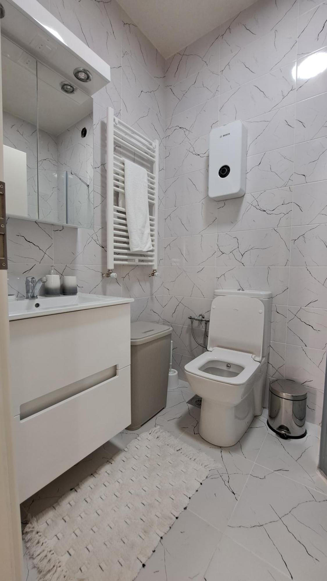 T20 Apartments Skopje Eksteriør billede